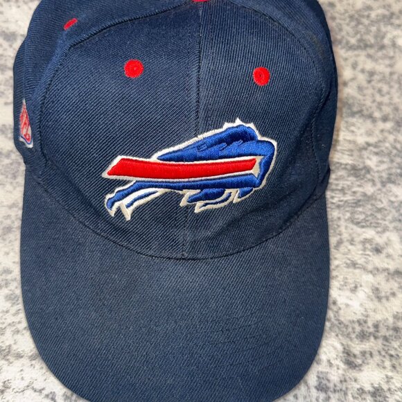 Retro Buffalo Bills Logo NFL Reebok Navy Fitted Hat – Curved Brim - Picture 1 of 8